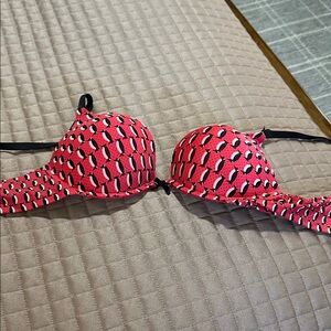 Victoria's Secret Pink and Black Bra